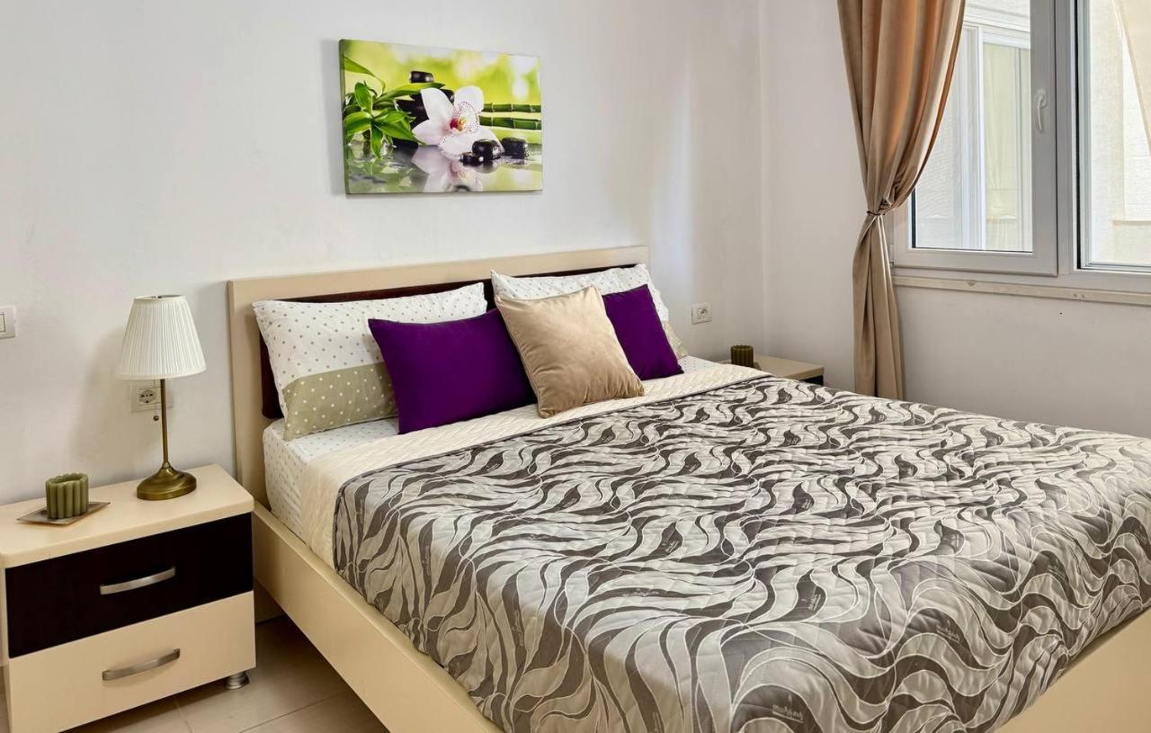 White Coast Apartment Sarande Exterior photo